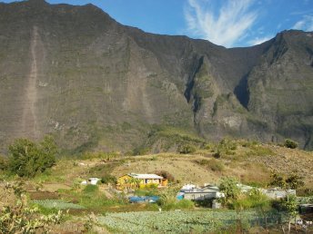 Randonnées dans le cirque de Cilaos, La Réunion © Alizés Montagnes 